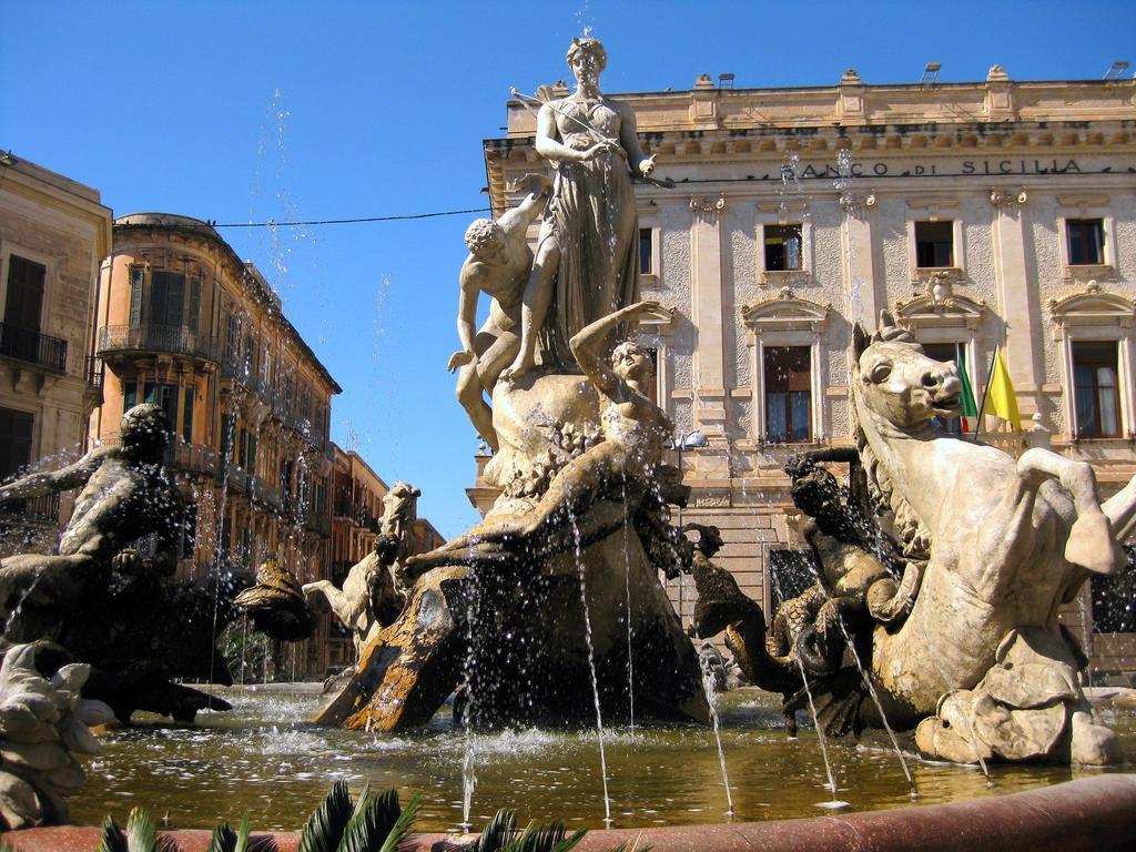 Rosa Di Ortigia Apartment Syracuse Bagian luar foto